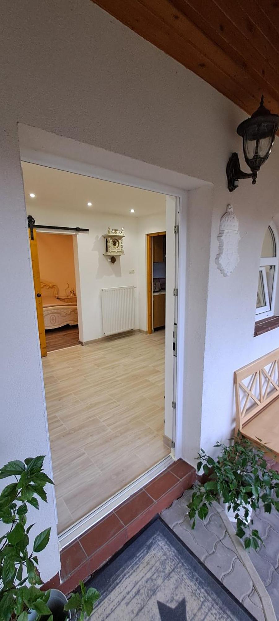 Manipura Villa Szemenyecsörnye Exterior photo