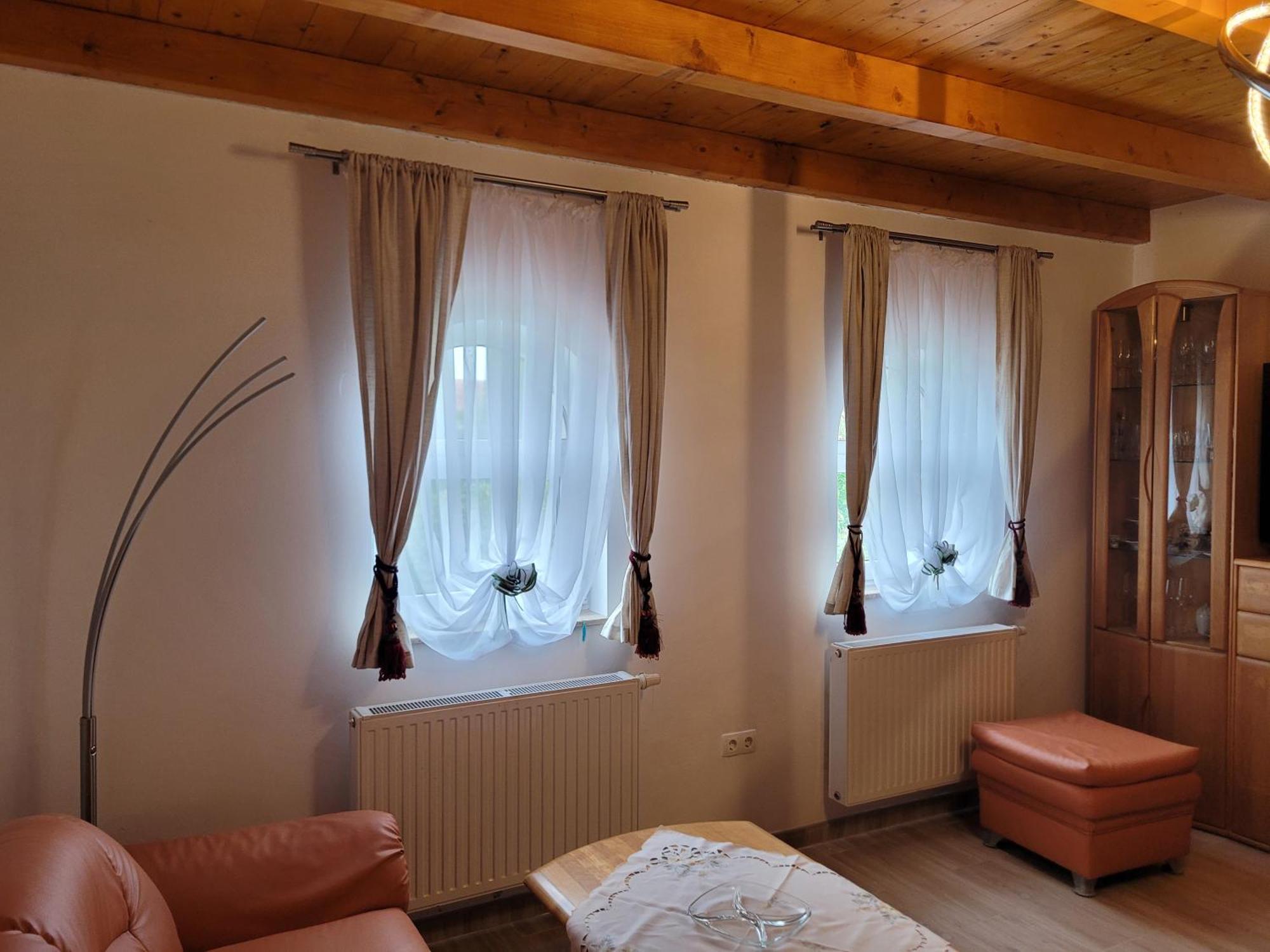 Manipura Villa Szemenyecsörnye Exterior photo
