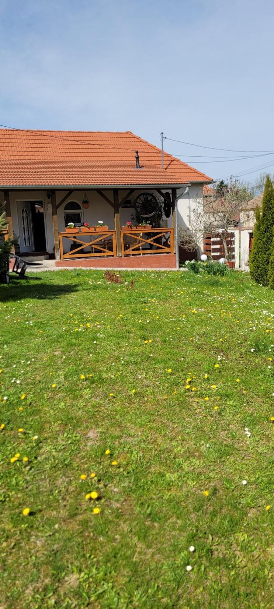 Manipura Villa Szemenyecsörnye Exterior photo