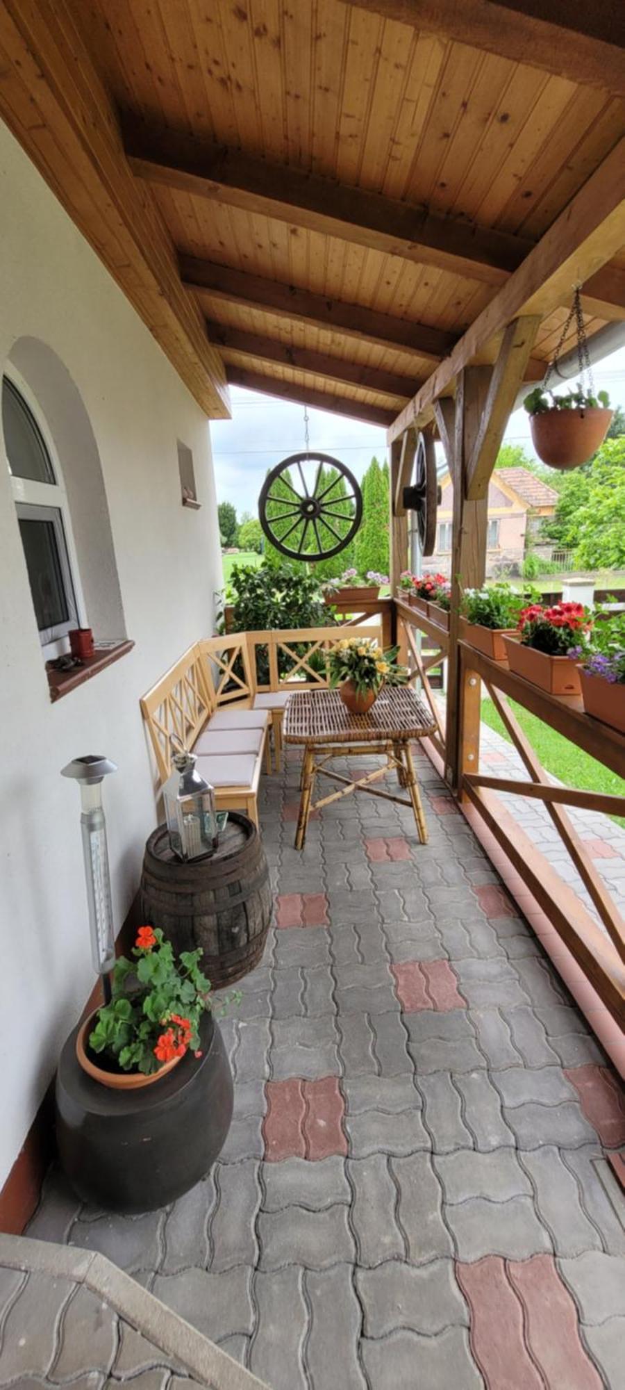 Manipura Villa Szemenyecsörnye Exterior photo
